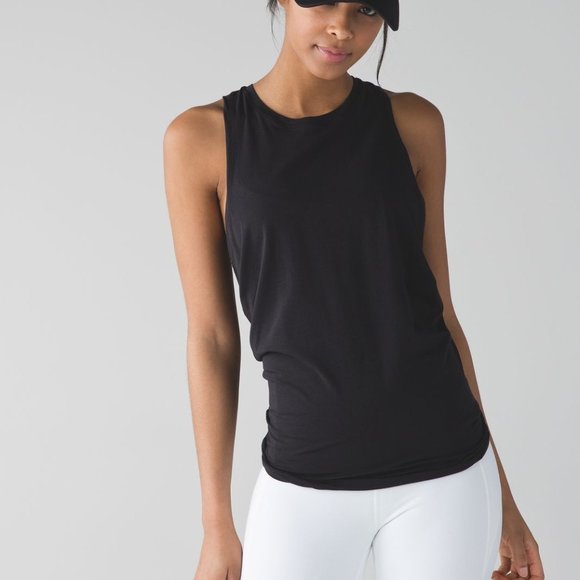 Lululemon All TIed up Muscle Tank Size 6 - Picture 6 of 7